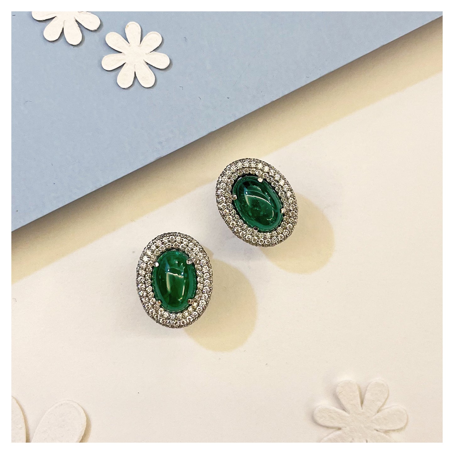 Natural Emerald and Diamond Earring
