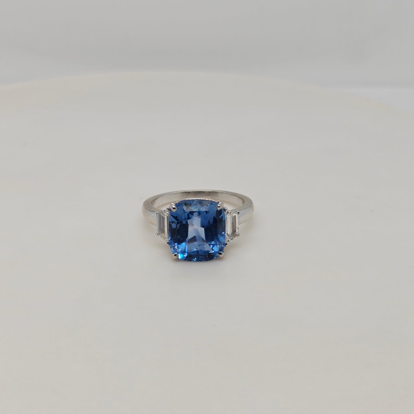 Natural Sapphire and Diamond Ring
