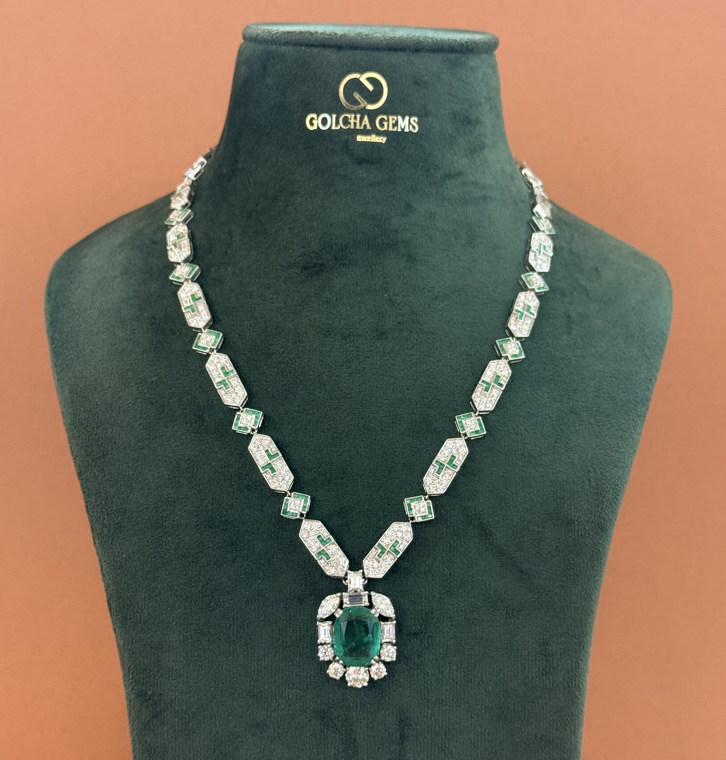 Natural Emerald and Diamond Necklace