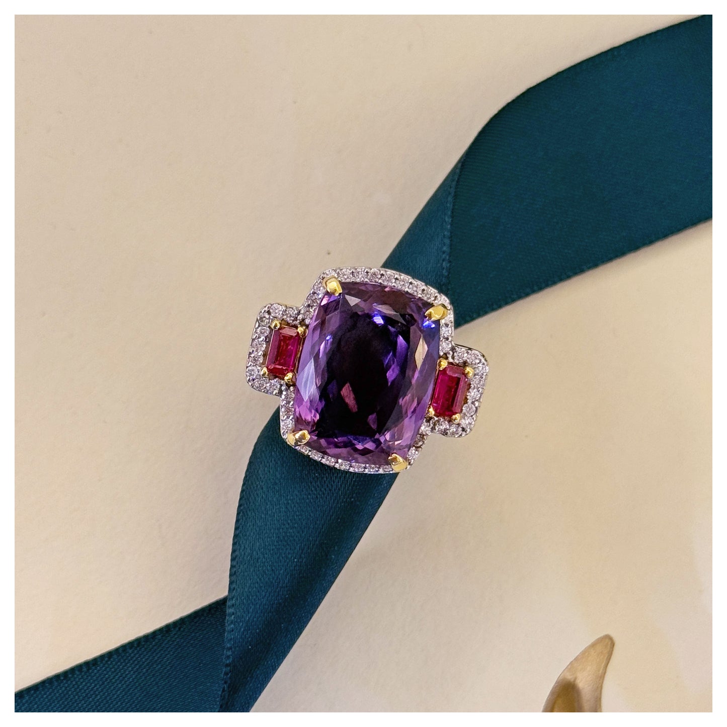 Natural Diamond and Amethyst Ring