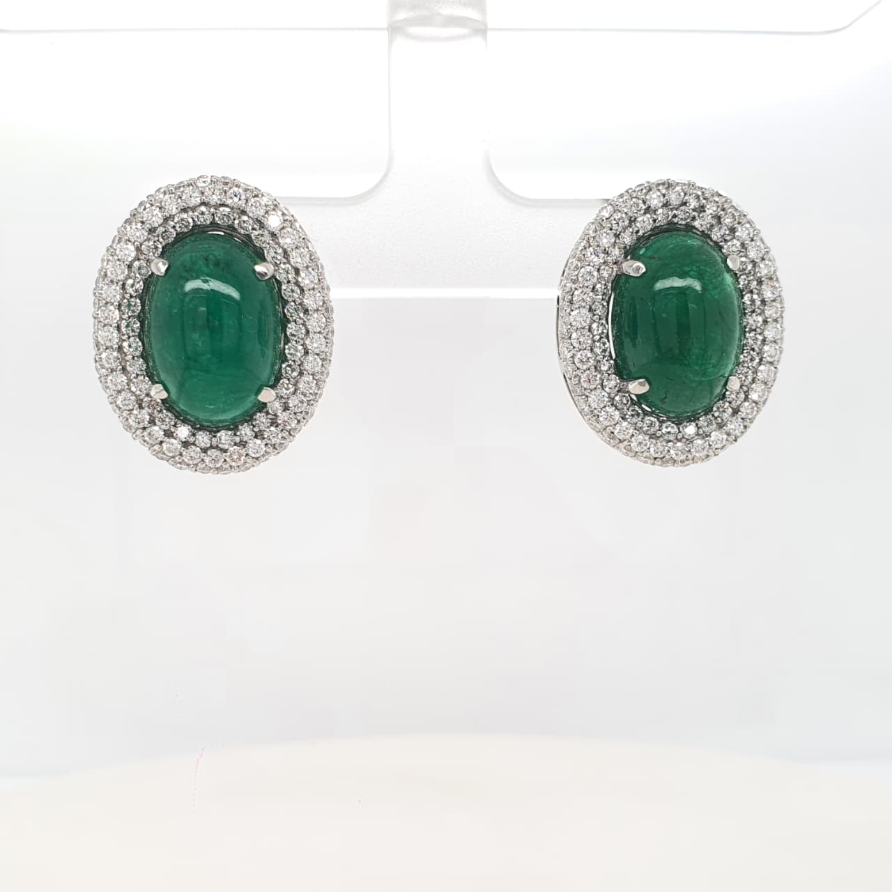 Natural Emerald and Diamond Earring