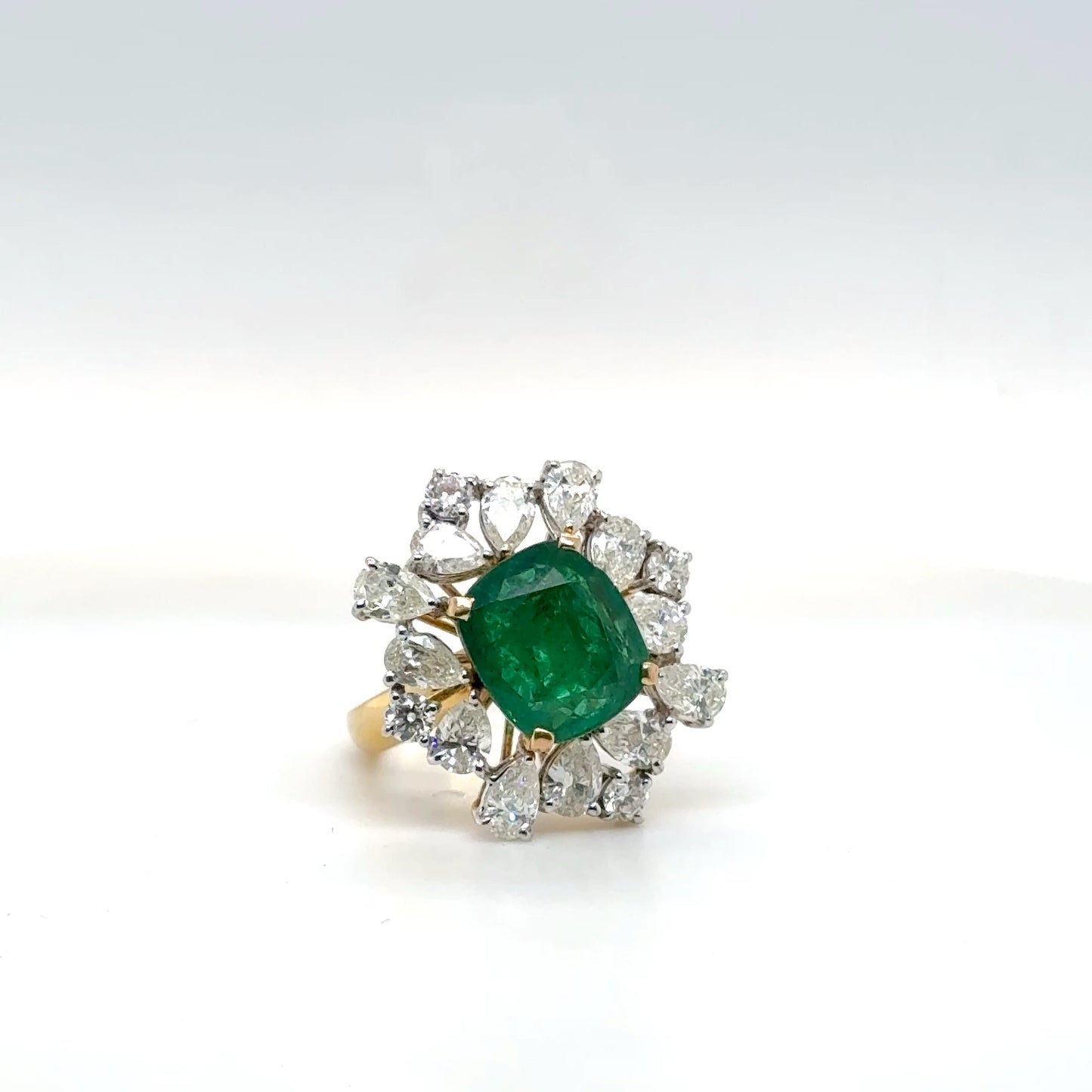Natural Emerald and Diamond Ring