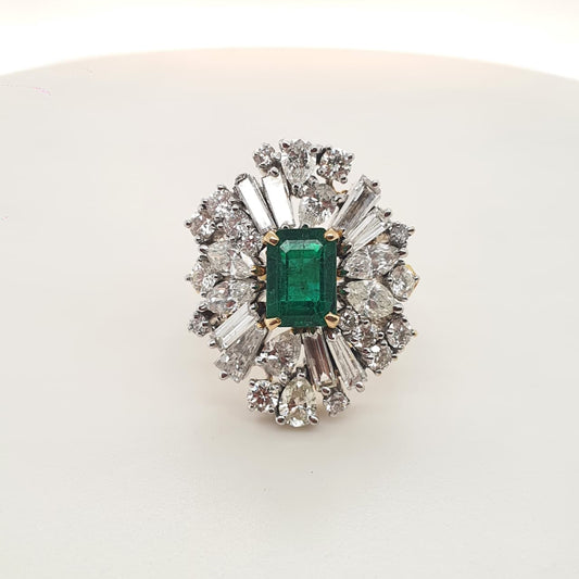 Garden Glow Natural Emerald & Diamond Ring