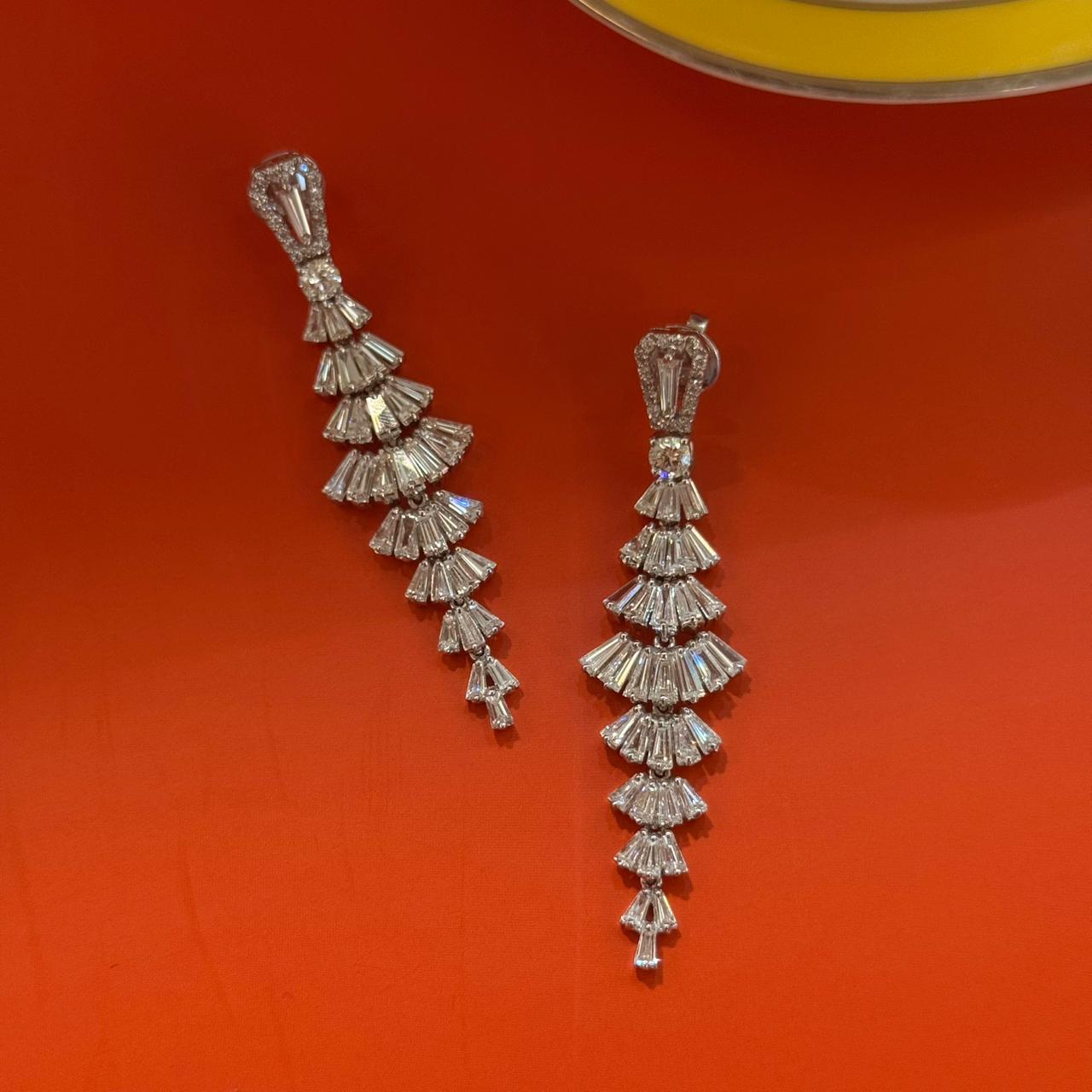 Natural Diamond Earring