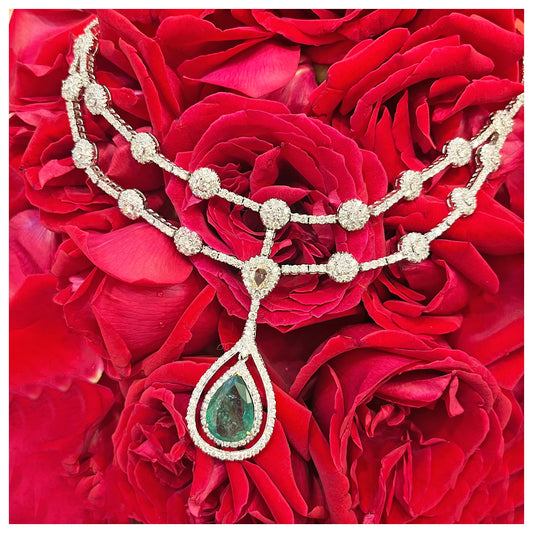Natural Emerald and Diamond Necklace